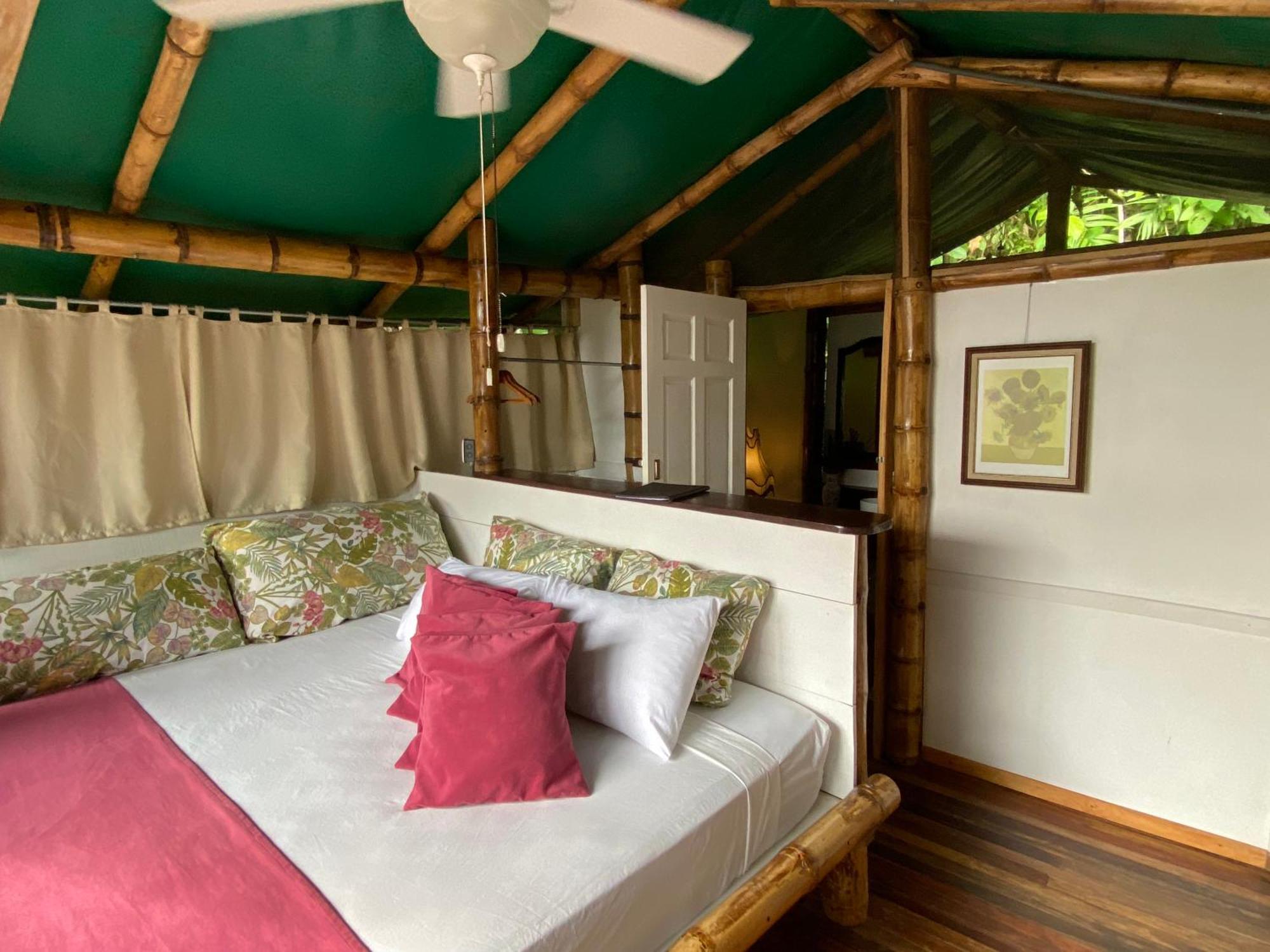 Colina Secreta - Glamping And Villas Puerto Viejo de Talamanca Екстер'єр фото